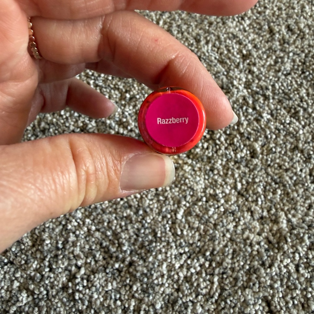 Razzberry Lip Color Lipsense SeneGence Bright Pink